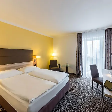 Hotel Park By Radisson West