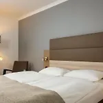 Western Отель 4*