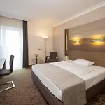 Western 4*