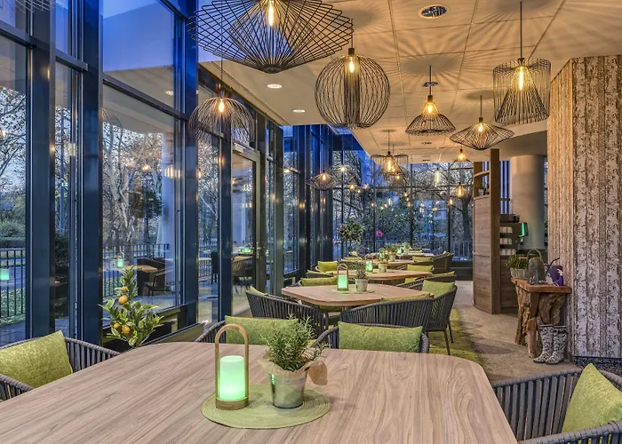 科隆市西雷迪森公园酒店 酒店