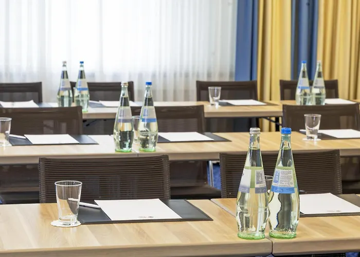 科隆市西雷迪森公园酒店 酒店