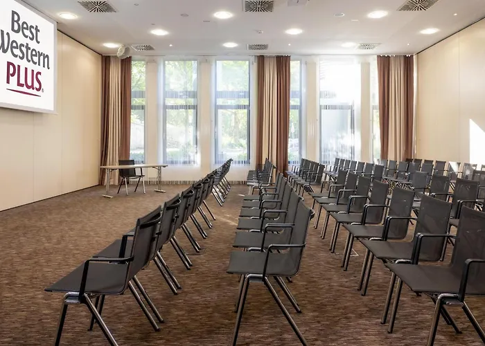 科隆市西雷迪森公园酒店