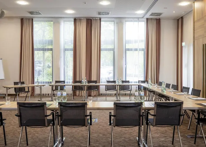 科隆市西雷迪森公园酒店