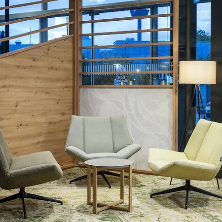 パーク バイ ラディソン シティ ウエスト ホテル