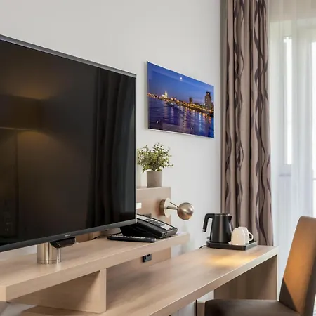 ホテル パーク バイ ラディソン シティ ウエスト