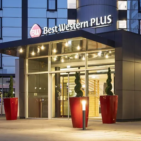 Western 4*