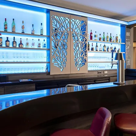 科隆市西雷迪森公园酒店 酒店