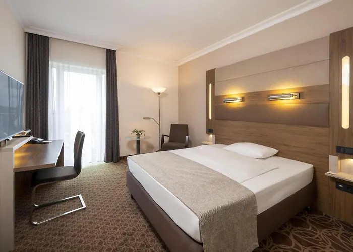 パーク バイ ラディソン シティ ウエスト 4*